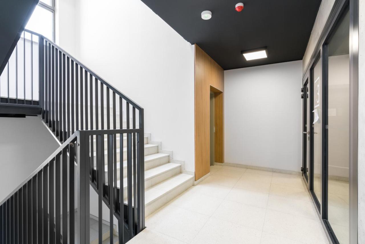 Warta Residence Apartments By Noclegi Renters Poznan Exterior photo